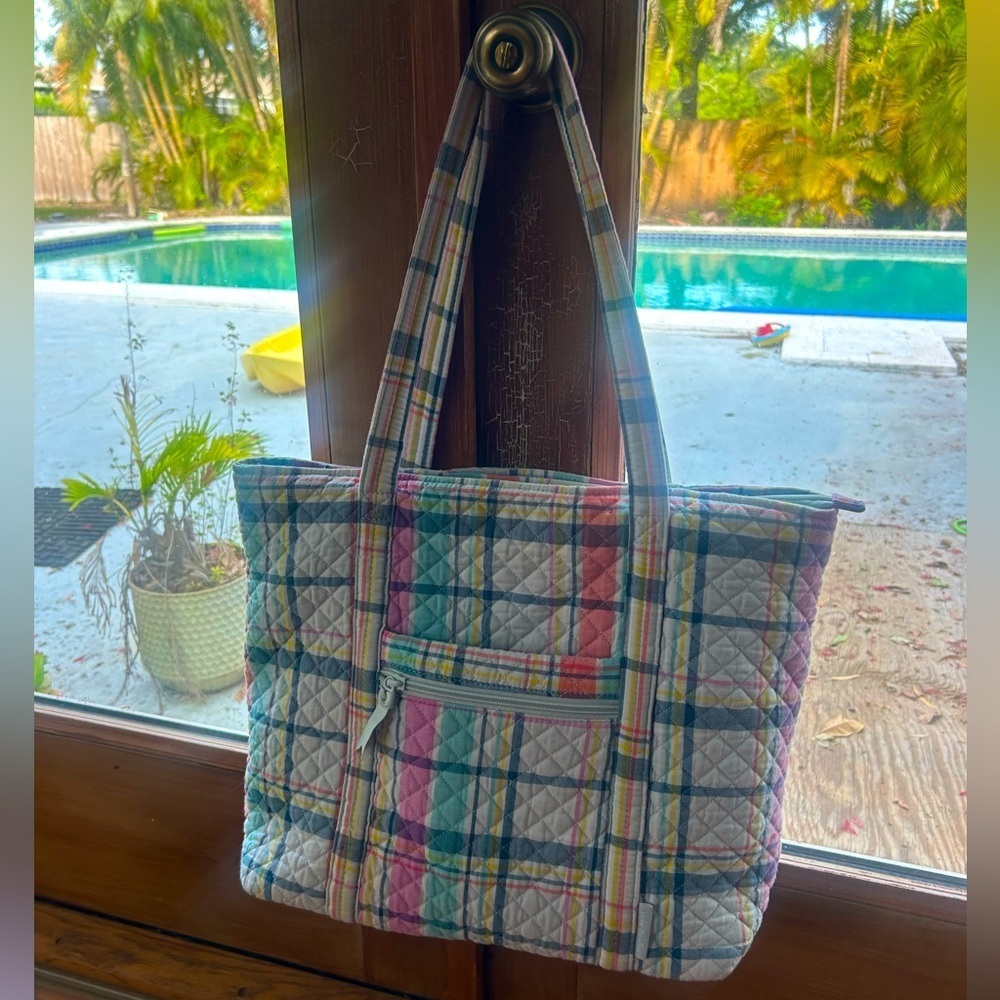 Vera Tote - Pastel Plaid